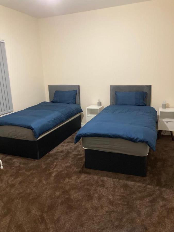Homely 3-Bed House In Bham 15 Min From City Centre Birmingam Exterior foto