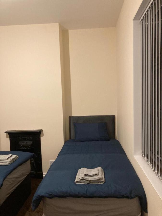 Homely 3-Bed House In Bham 15 Min From City Centre Birmingam Exterior foto